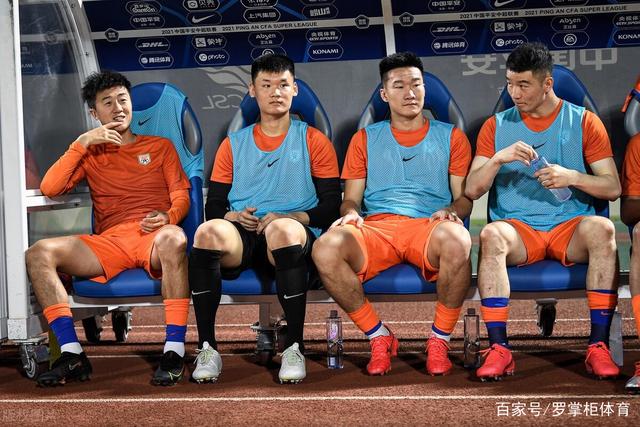 为何女性会在首次不忠中迅速答应？